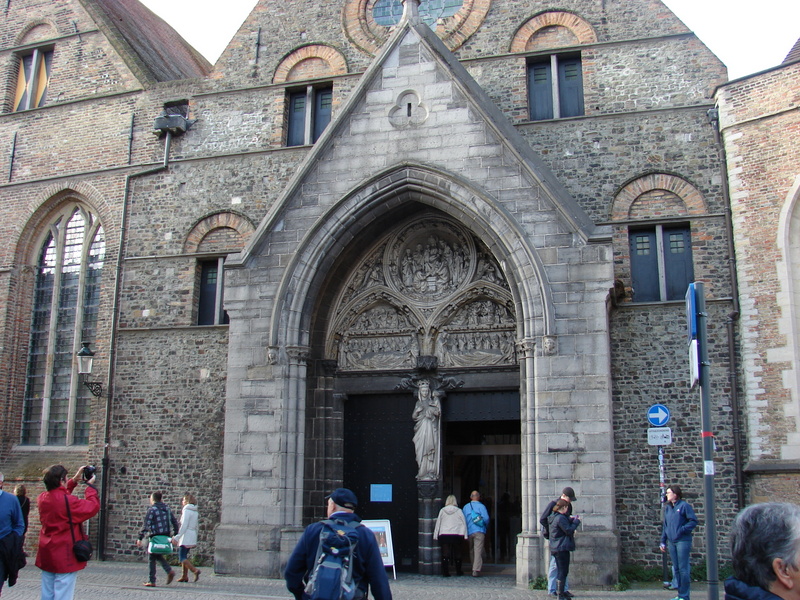 Brugge entree O.L.V. Kerk