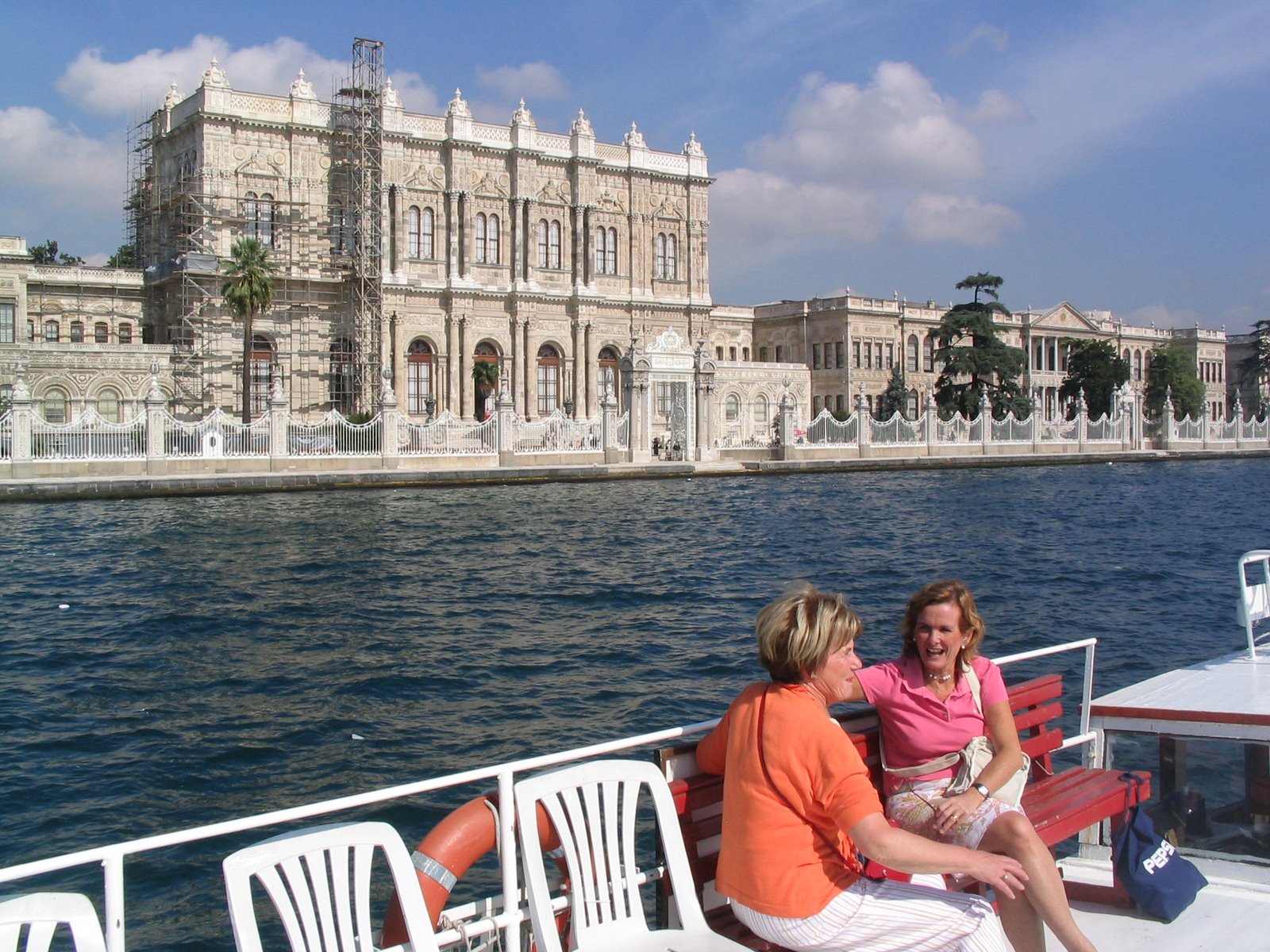 Bosporus Dolmabahde Palace