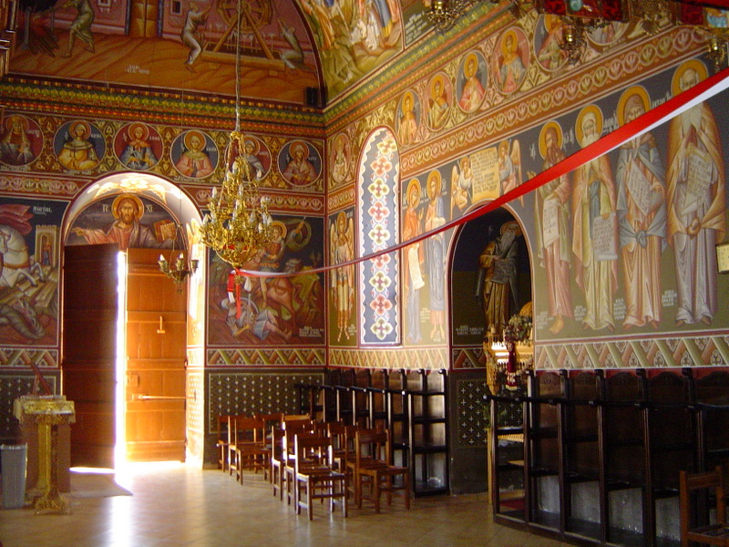 interieur Byzantijnse kerk omg. Rhetymnon