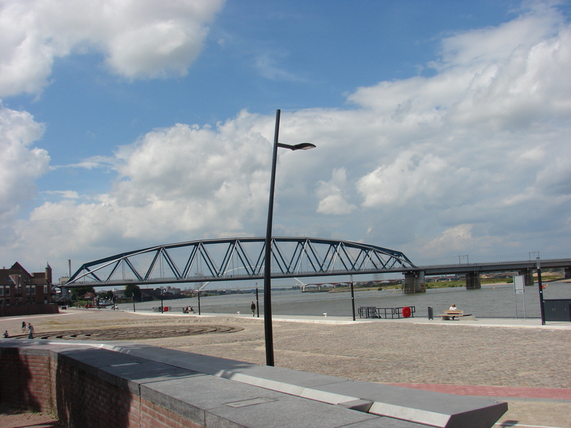 Nijmegen oude Waalbrug