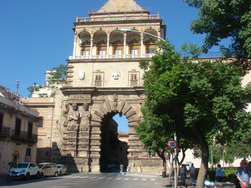 Puerta Nueva Palermo